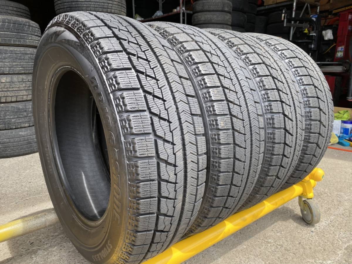 ブリヂストン VRX　195/65R15(17年製） 4本　スタッドレス