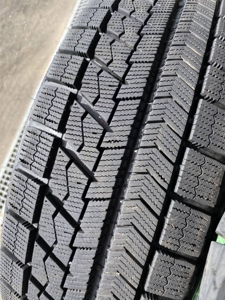 ブリヂストン VRX　195/65R15(17年製） 4本　スタッドレス