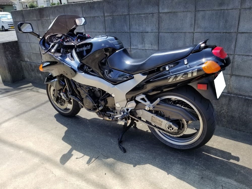 好調なZX11 車検4年2月まで。整備済みですぐ乗れます。ZZ-R1100D