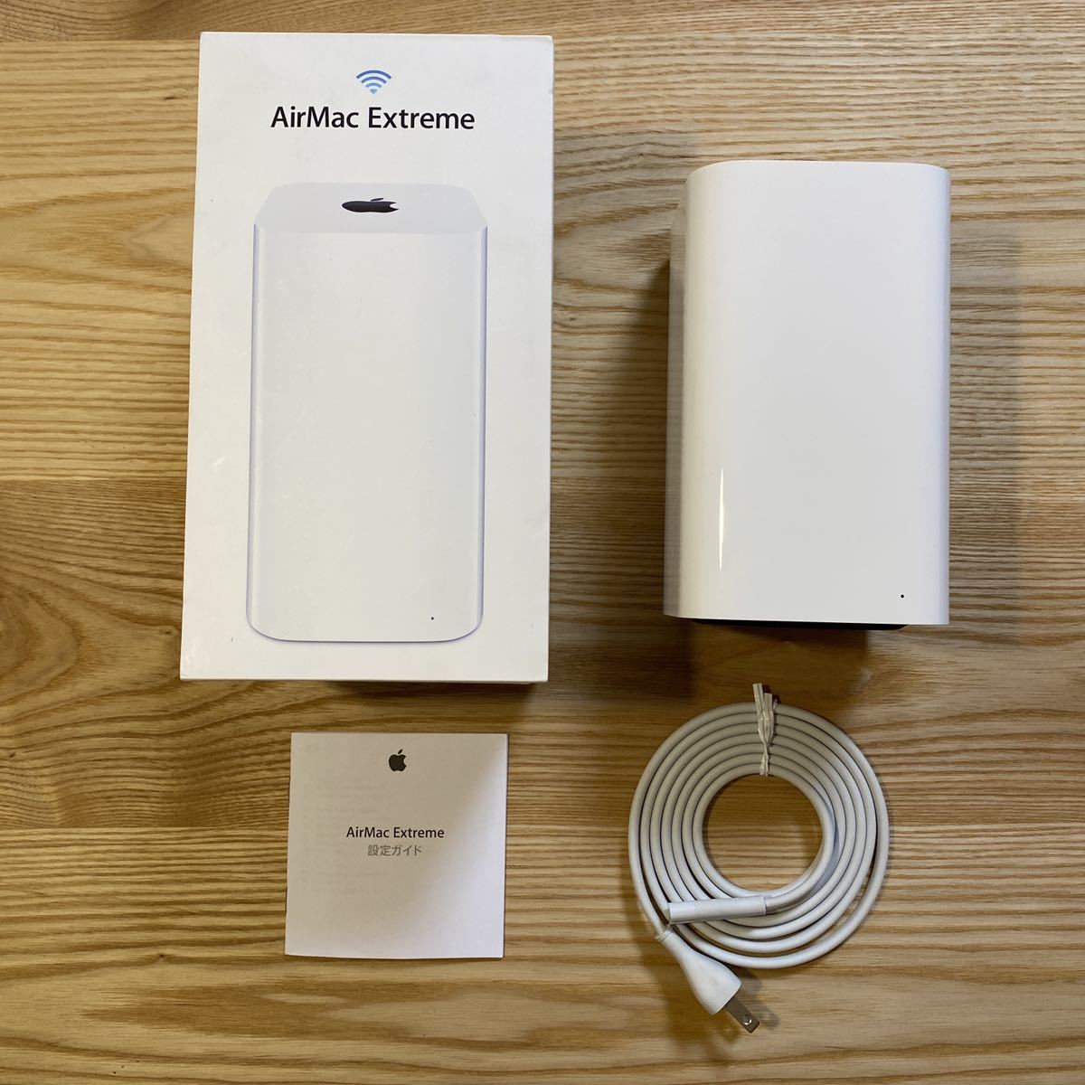 Apple Wi-Fiルーター AirMac Extreme 802.11ac ME918J/A