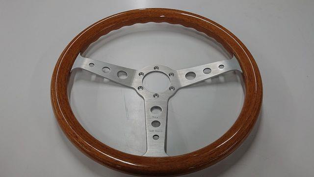 社外 汎用 momo モモ ステアリング インディ INDY 350mm ウッド 中古