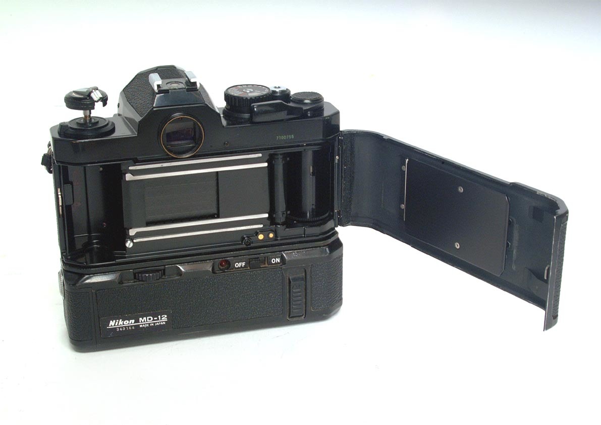 FM2 フィルムカメラ Nikon レンズ付き New ニコン おまけ付き｜Yahoo