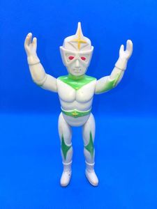 ミラーマン ソフビのYahoo!オークション(旧ヤフオク!)の相場・価格を