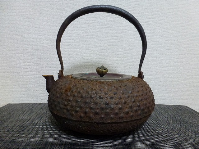 鉄瓶 茶道具 龍文堂造 77)☆龍文堂造 KF1718鉄瓶 あられ 銅蓋 湯