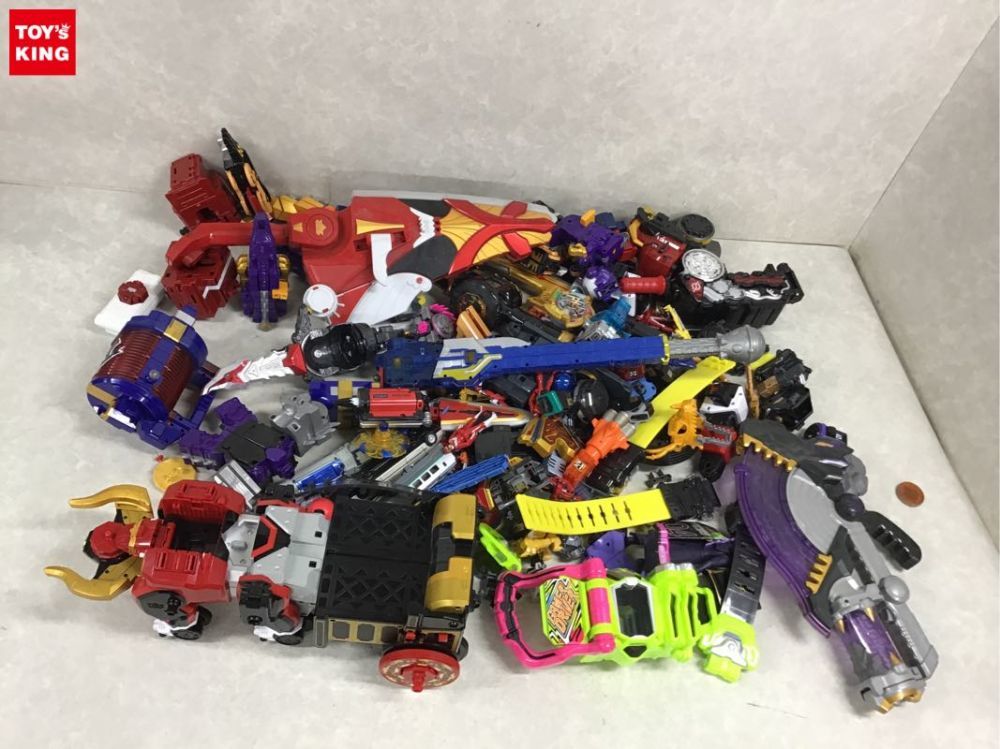 【セール，最新作】 1円 同梱不可 ジャンク 仮面ライダー エグゼイド ゲーマドライバー ビルド ビルドドライバー オーズ メダガブリュー他(仮面ライダー)｜売買されたオークション情報、yahooの商品情報をアー 仮面ライダー