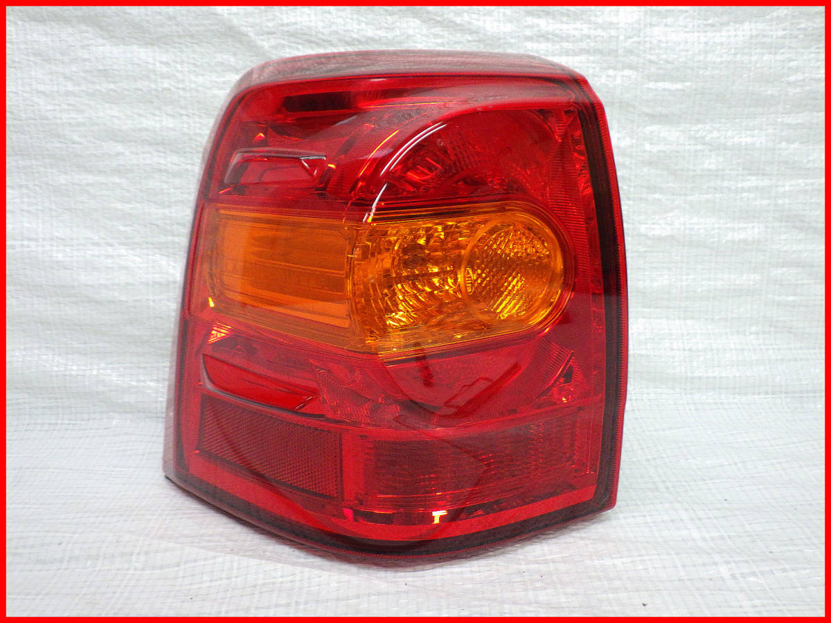 ランドクルーザー 前期 LED 0 テール 200系 ランプ LEDテール 左側