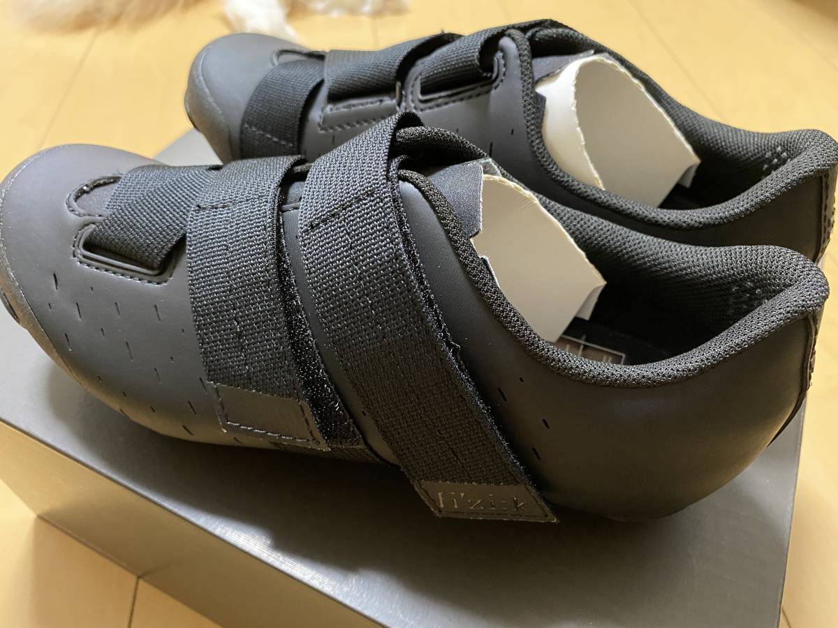安い，新品 fi&rsquo;zi:k X4 TERRA POWERSTRAP フィジーク ブラック/ブラック サイズ 38.5 24.7cm(24cm～)｜売買されたオークション情報、yahooの商品情報をアーカイブ公開 - オークファン 24cm～