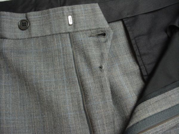 Brooks | ブルックスブラザーズ Japan (ブルックス Brothers（スーツ）のフリマアイテム一覧 2XL程度【ブルックスブラザーズ】2釦 スーツ センターベント グレーチェック イタリア製 44L/39