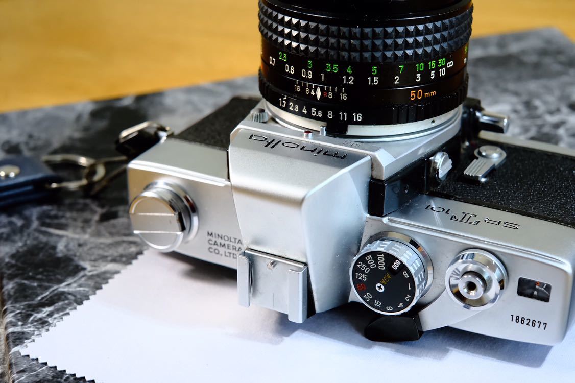 ミノルタ 50mm 公式通販 Minolta フィルムの装填から露出計まで｜岡田