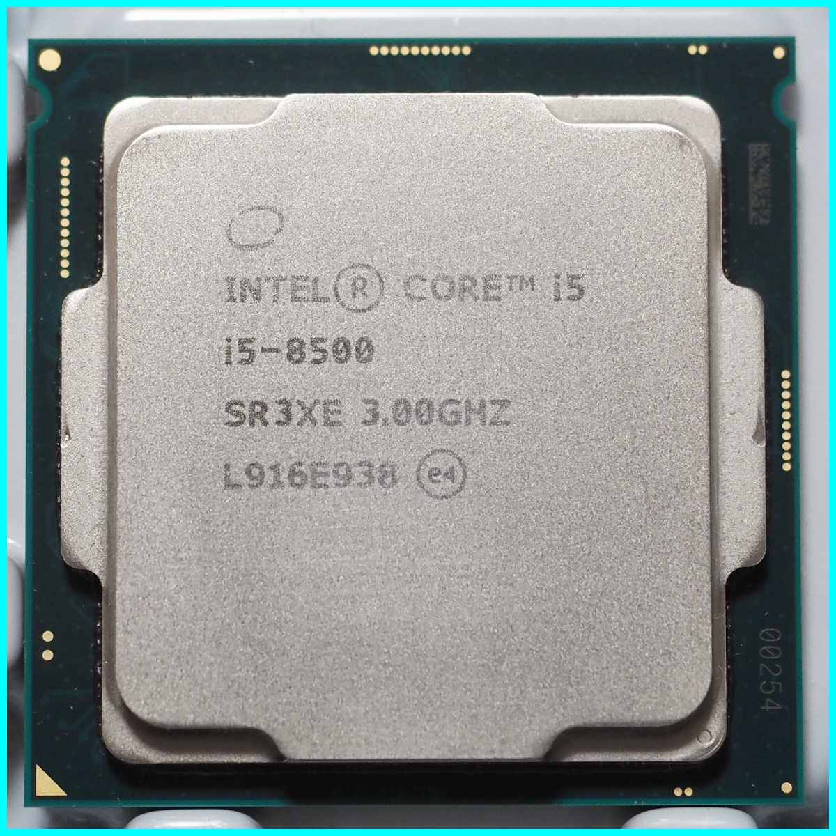 Intel Core i5-8500 SR3XE LGA1151 Coffee Lake-S 3.00GHz 1x Intel