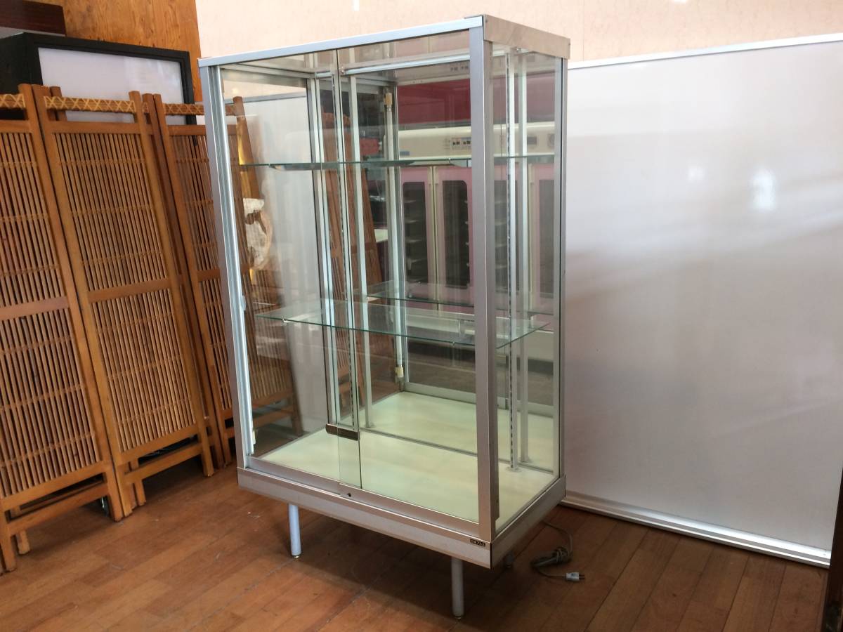 業務用 ガラスショーケース 展示 店舗 什器 鍵付き 横約150cm ディスプレイ