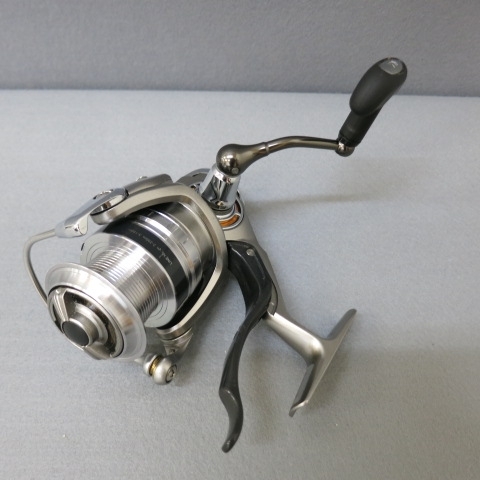 本物保証，正規品 RKO009 DAIWA ダイワ TRISO 2500H-LBD A(ダイワ)｜売買されたオークション情報、yahooの商品情報をアーカイブ公開 - オークファン ダイワ