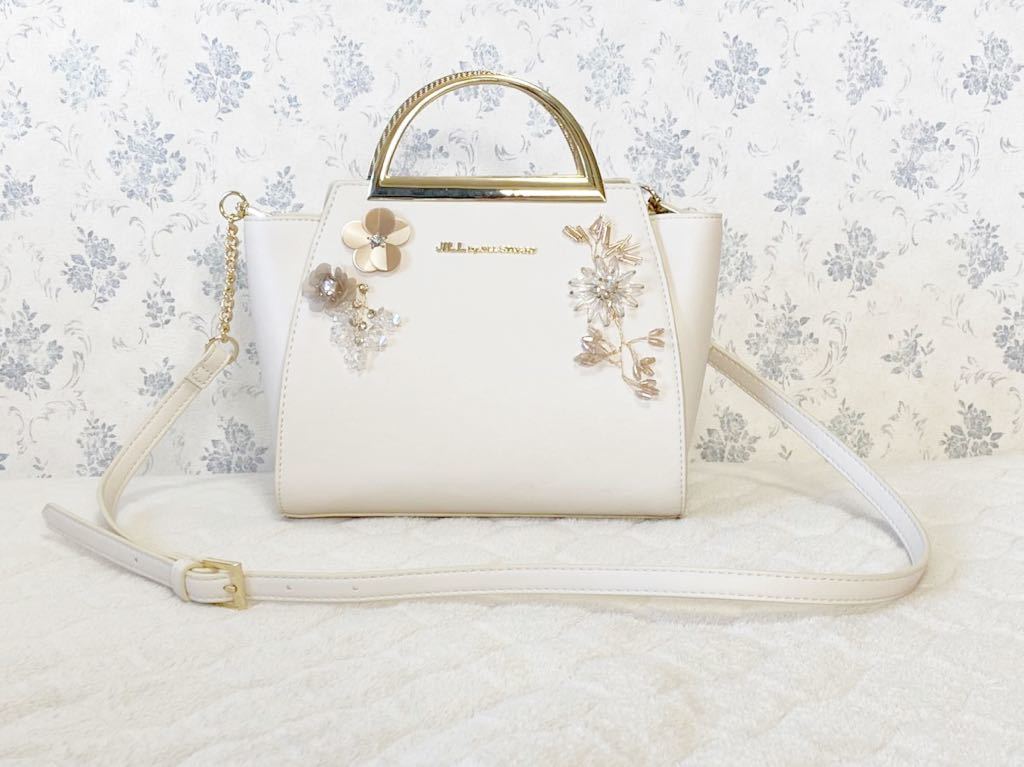 Jill By Jillstuart ビジュー ビーズ ハンドバッグ オフホワイト ベージュ 美人百花 ジルスチュアート 売買されたオークション情報 Yahooの商品情報をアーカイブ公開 オークファン Aucfan Com