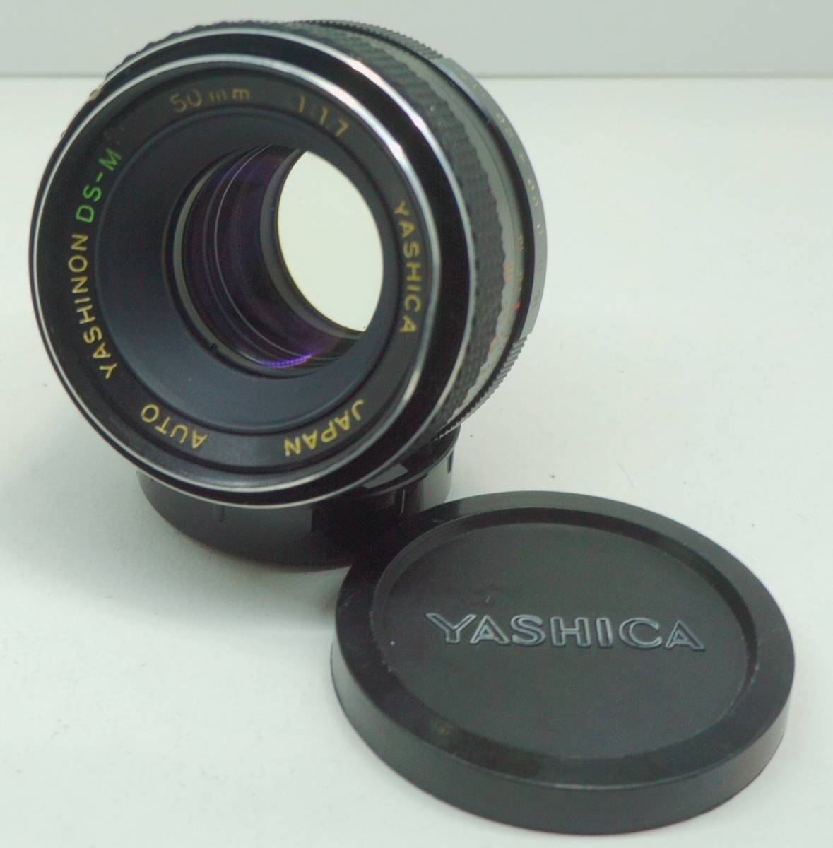 実写確認済~ ☆実用良品・人気のボケる単焦点レンズ☆ ニコン1眼 20mm