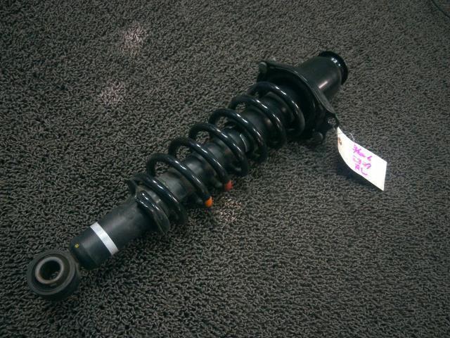 シエンタ NHP170G 左リアショックアブソーバー