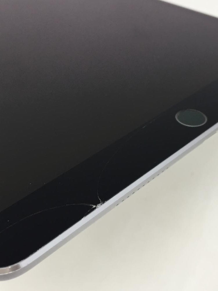 44【ジャンク品】 iPad PRO 10.5インチ 256GB Wi-Fi スペースグレイ