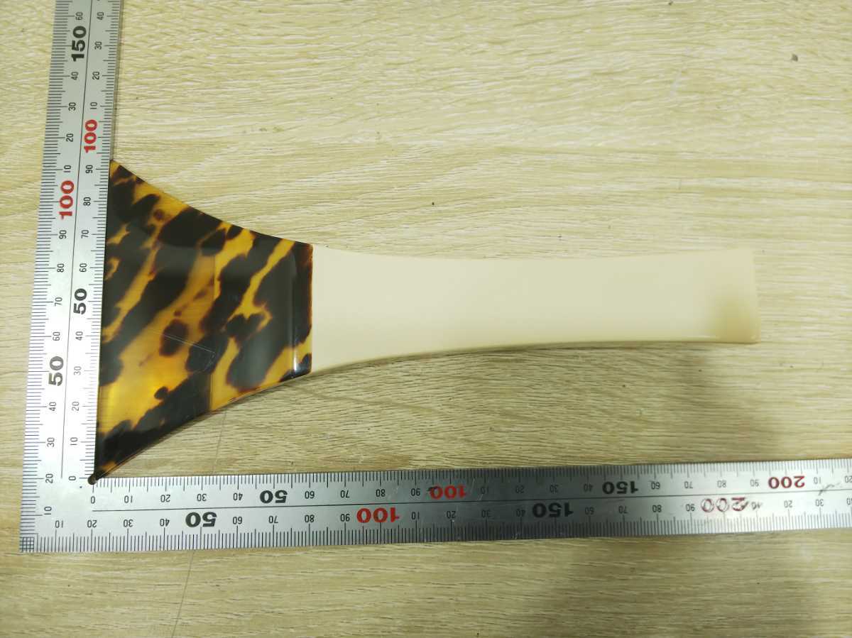 15 楽器 三味線 鼈甲 べっ甲 撥 バチ 一枚甲 全長約18.2cm 開き約9.4cm 重量140g 三味線 撥 商品詳細：本物天然べっ甲 ベッコウ バチ メルカリ