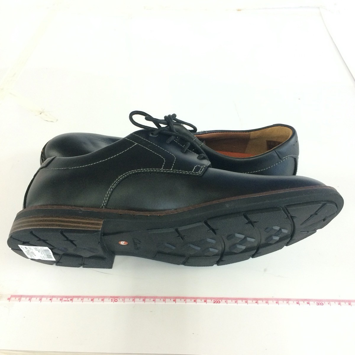 C74 Clarks クラークス Uk 9サイズ メンズ スニーカー 靴 ビジネスシューズ 展示品 シューズ クラークス 売買されたオークション情報 Yahooの商品情報をアーカイブ公開 オークファン Aucfan Com