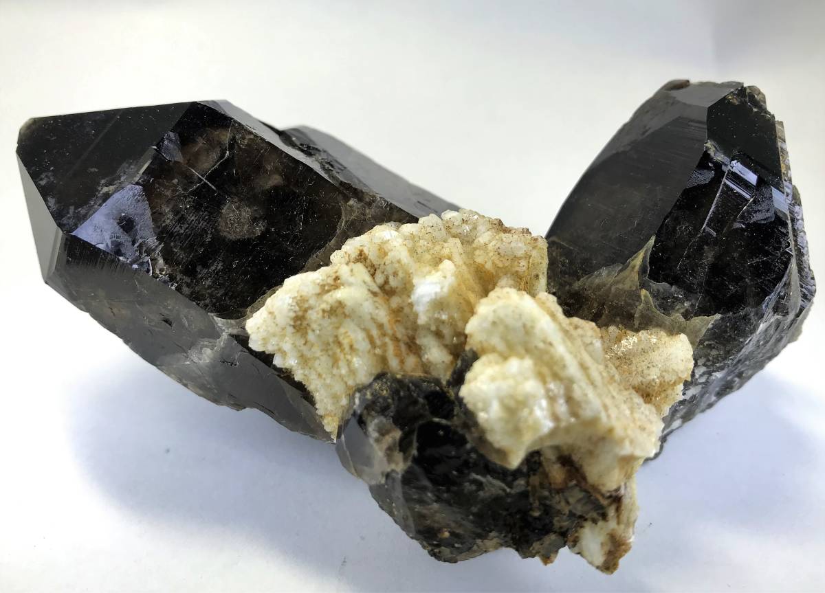 黒水晶 国産鉱物 - 岐阜県蛭川田原産 (Morion ⁄ 黒水晶4本 岐阜
