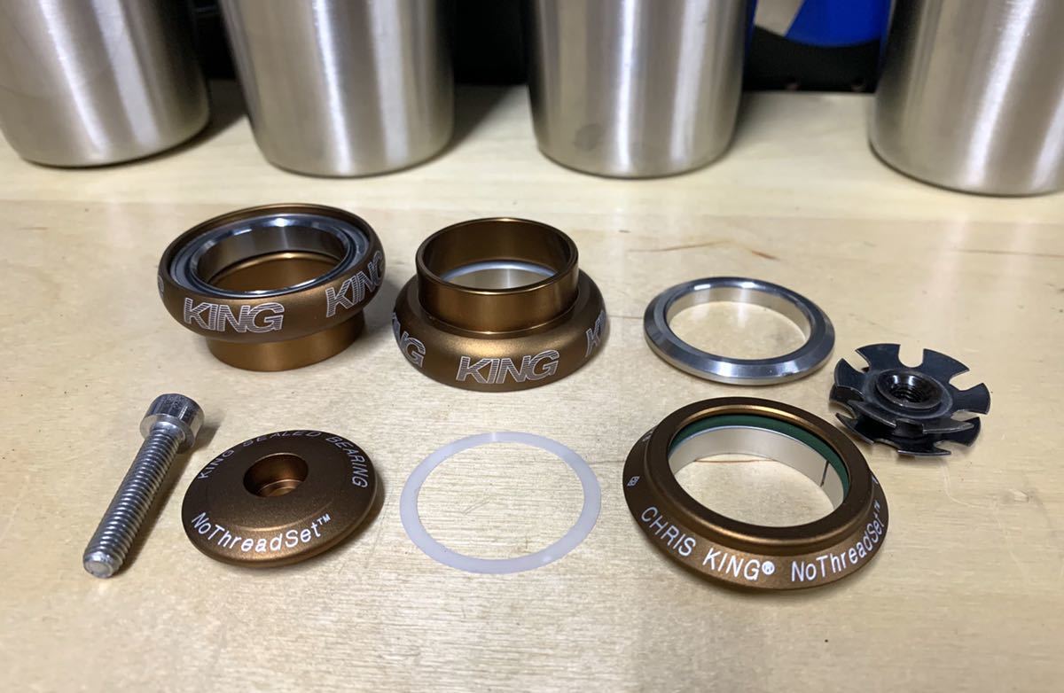 新品未使用 CHRIS KING ヘッドパーツ NoThreadSet 1-1/8 オーバー