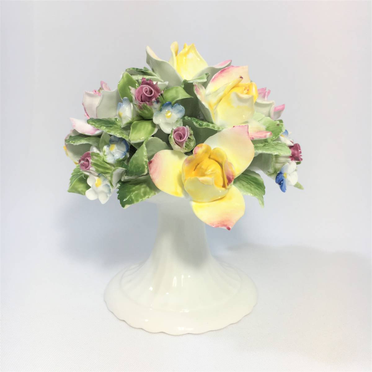 ロイヤルドルトン 陶花 バラ フラワーフィギュリン 置物 フラワー