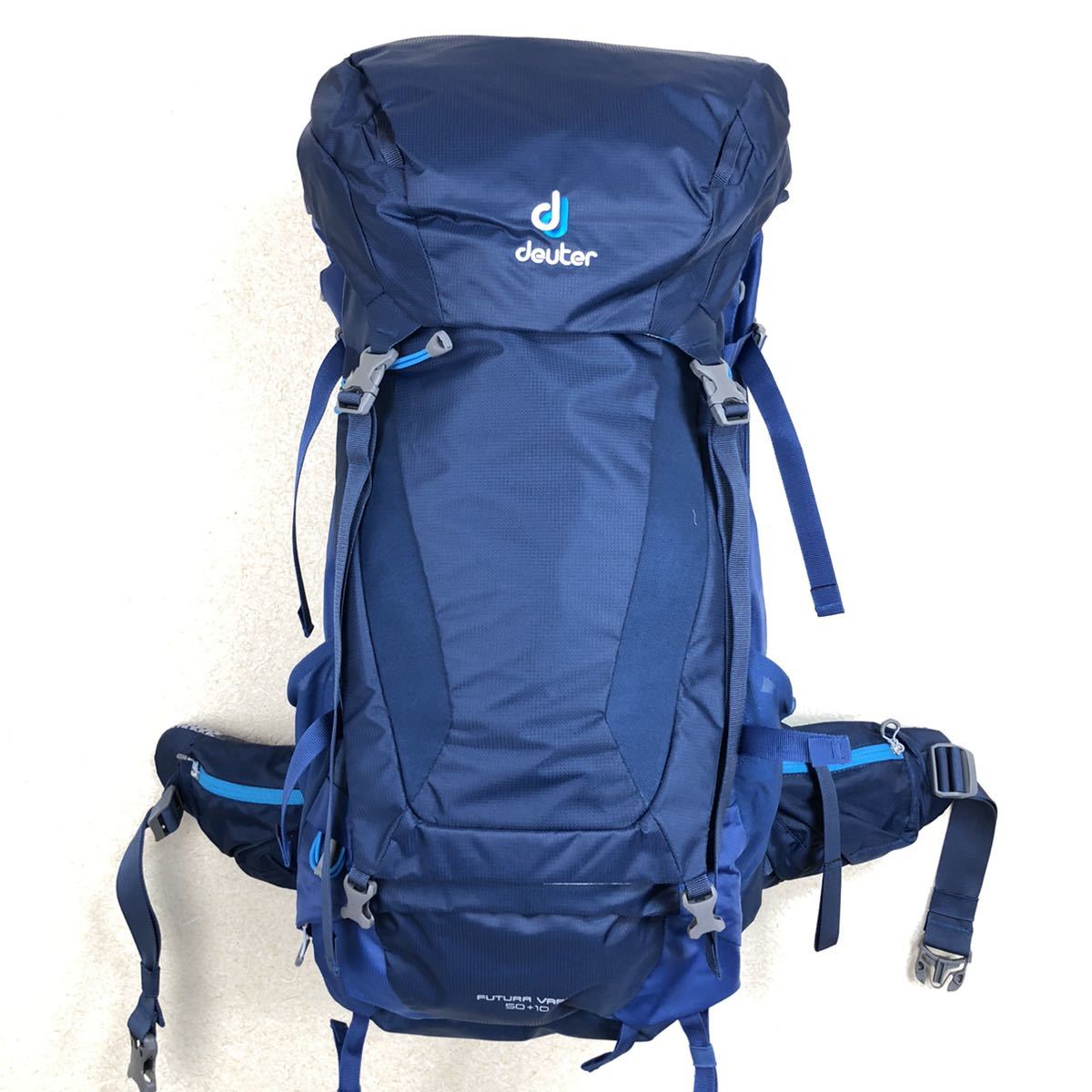  ドイターフューチュラ バリオ 50+10 ブルー リュック ザック 登山 ２気室(バックパック)｜売買されたオークション情報、yahooの商品情報をアーカイブ公開 - オークファン バックパック