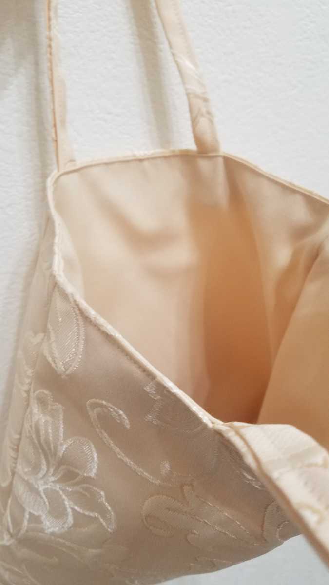 結婚式やパーティー 着物に合わせやすいフォーマルバッグ 淡いピンクベースにボタニカル模様 結婚式サブバッグ 結婚式バッグ サブバッグ クラッチバッグ パーティバッグ 売買されたオークション情報 Yahooの商品情報をアーカイブ公開 オークファン Aucfan Com