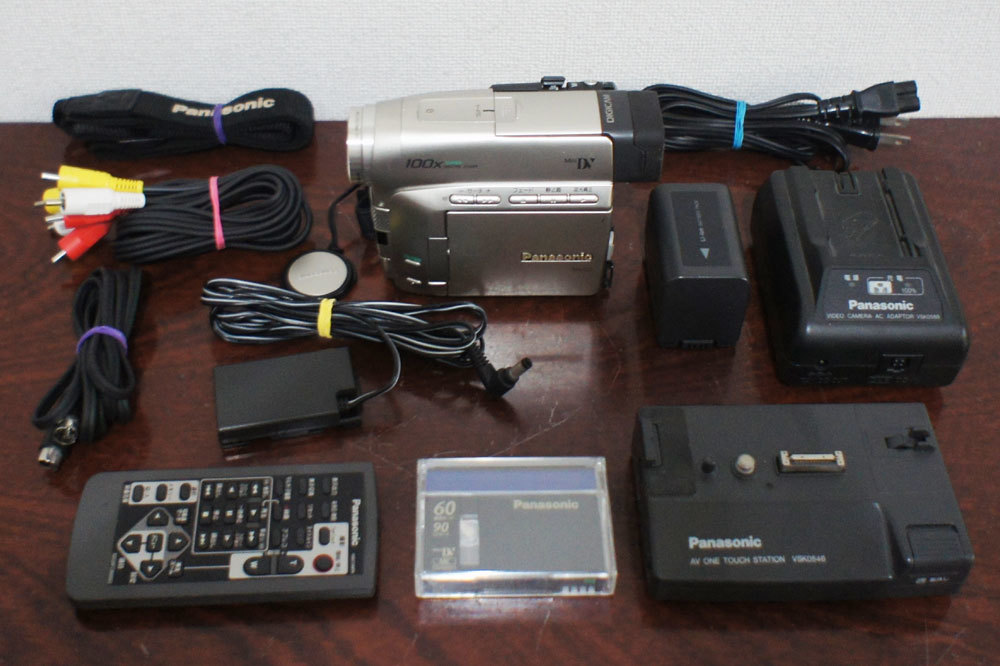 1円～ Panasonic【 NV-C2 】miniDV デジタルビデオカメラ ダビングなどに 動作確認済み