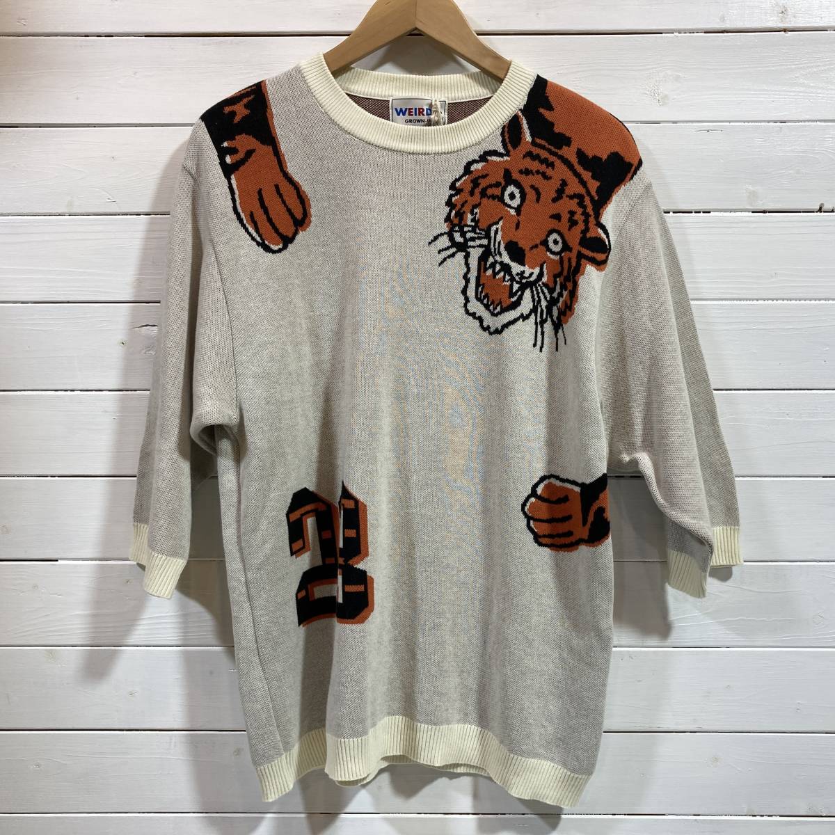 TIGER RINGING WEIRDORinging T-SHIRTS FOOTBALL Tiger WEIRDO 