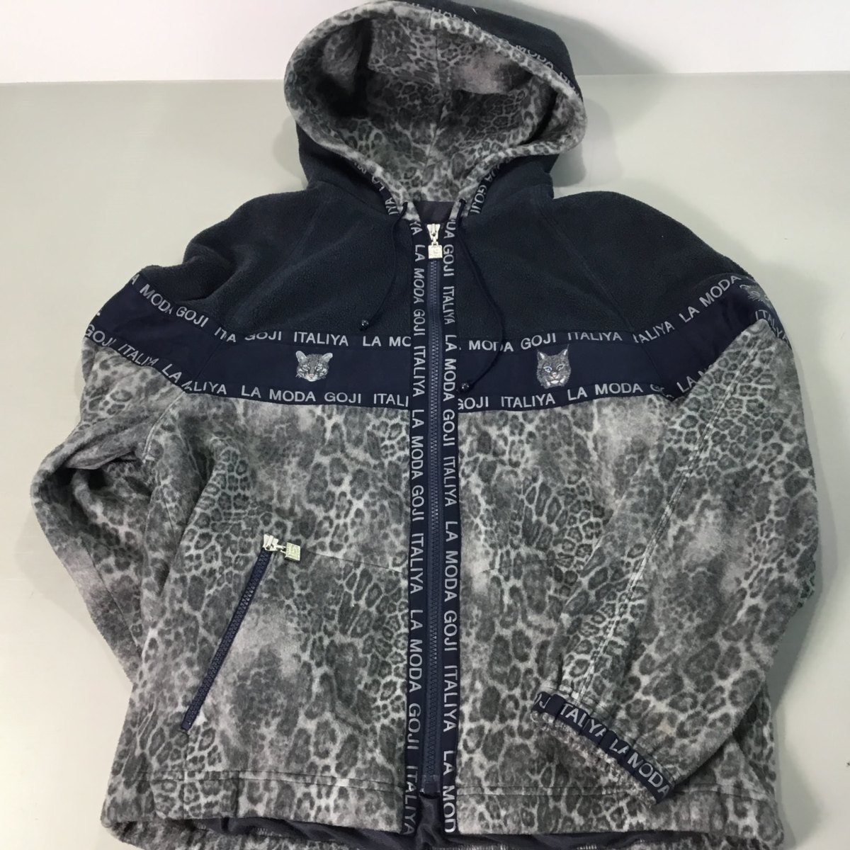 美品】伊太利屋 ダウンジャケット レオパード カシミヤ混 高級感（9703 