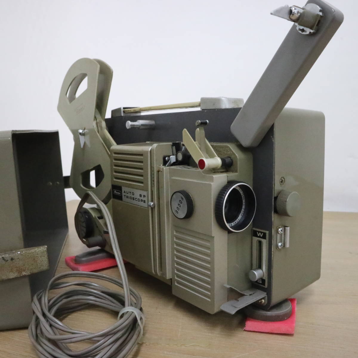 あ//く10939ax27 RiCOH 8mm映写機 リコーオート BP TRIOSCOPE 当時物