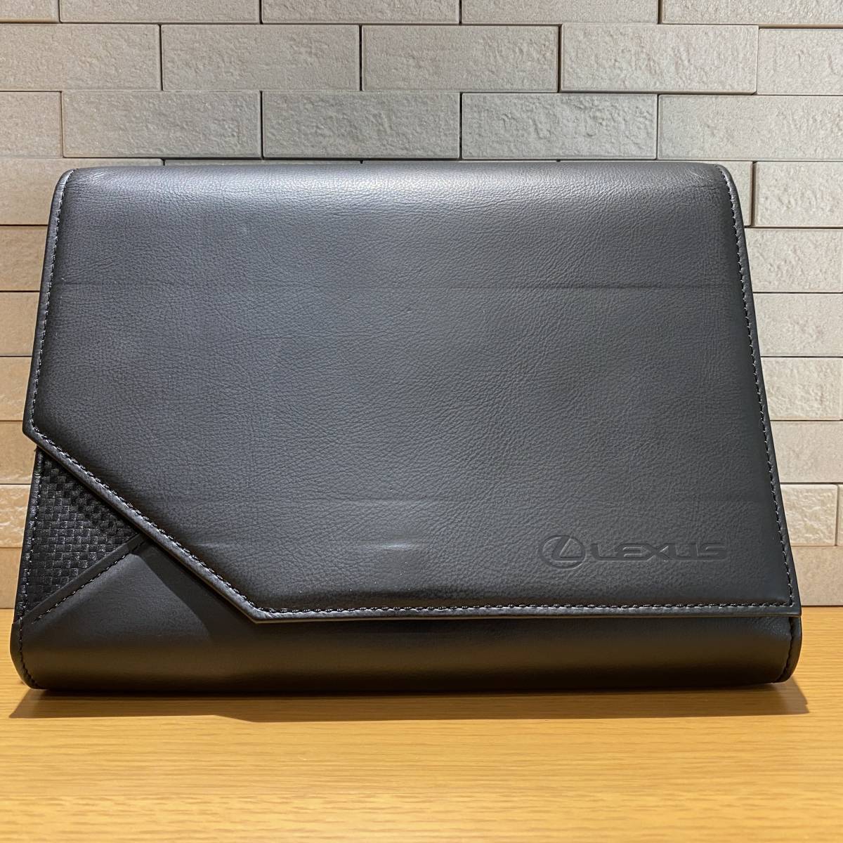 車検証入れ LEXUS レクサス 純正 北米トヨタLEXUSレクサス LS600hL 