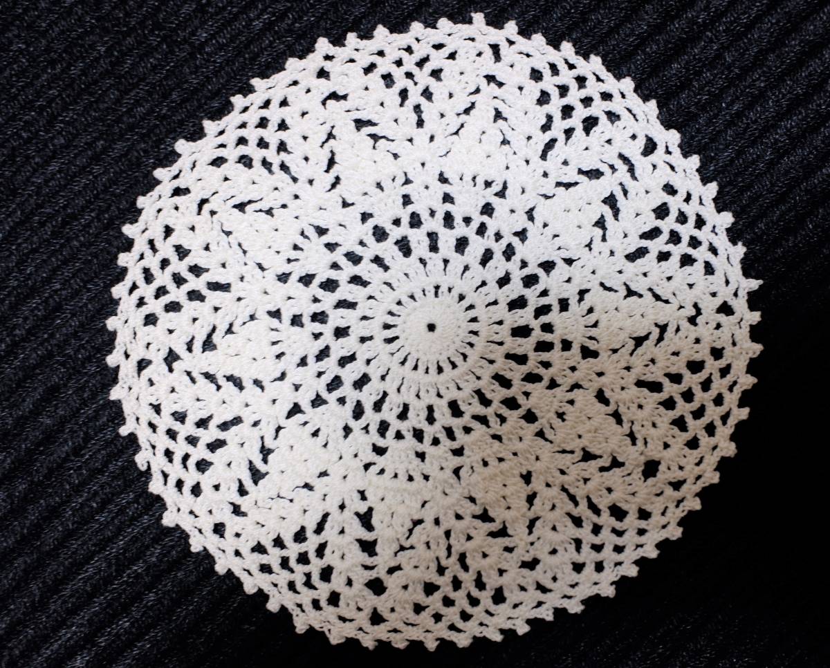 ハンドメイド■レース編み「クロッシュレースドイリー　４枚セット」26■＃40オフホワイト　コースターなどに_4
