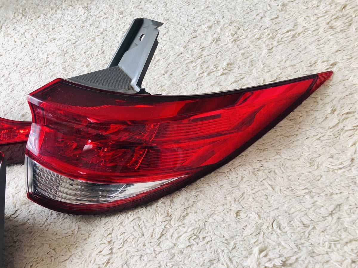 純正 トヨタ エスティマ エスティマ中期 後期兼用 テールライト ACR50W 