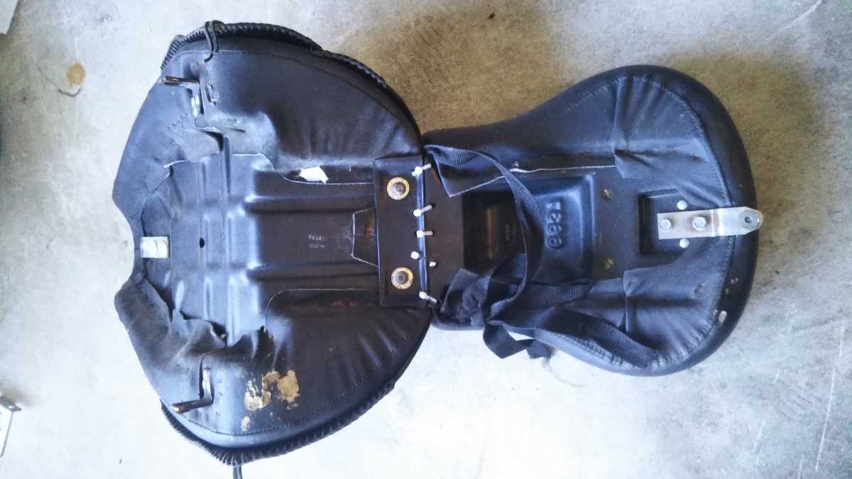 ファットボーイ EVO 純正シート ソフテイルFLSTF 0 足つき加工 FLSTF 