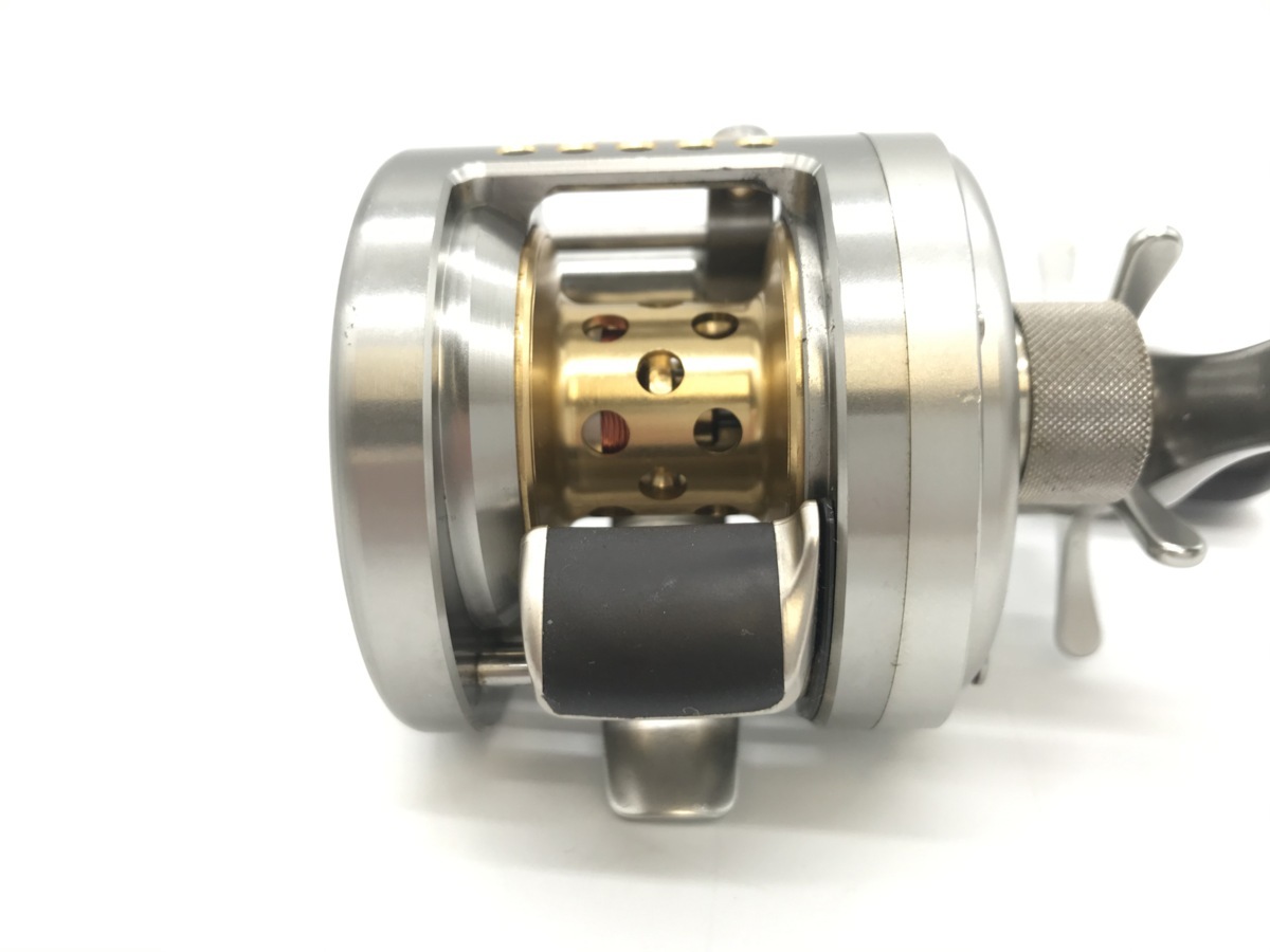 シマノ 03カルカッタコンクエスト 03 SHIMANO シマノ(SHIMANO) カルカッタ カルカッタコンクエスト | by - カルカッタコンクエスト201DC &frasl; SHIMANO(シマノ) 0 200DC｜＠ベリーネット すぴこくた