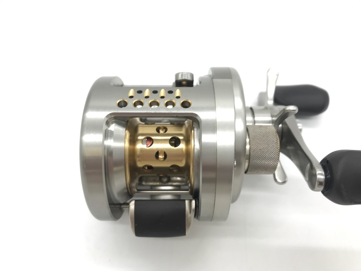 シマノ 03カルカッタコンクエスト 03 SHIMANO シマノ(SHIMANO) カルカッタ カルカッタコンクエスト | by - カルカッタコンクエスト201DC &frasl; SHIMANO(シマノ) 0 200DC｜＠ベリーネット すぴこくた
