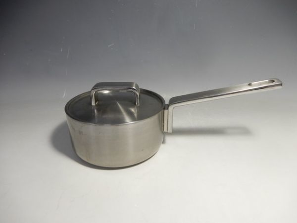 s718519860.1