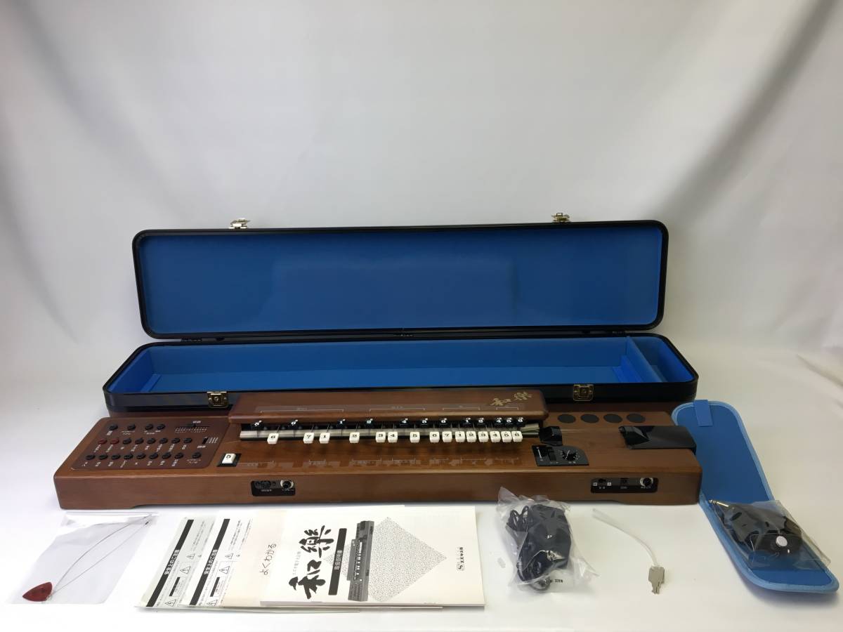 美品 スズキ大正琴 和樂 TES-101 木目調 ハードケース付き Suzuki
