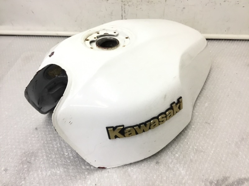 zrx400 Ⅱ タンク カワサキ　zr400e ZRX 400 002 ZR400E タンク 必見 (140) K12-133 TM