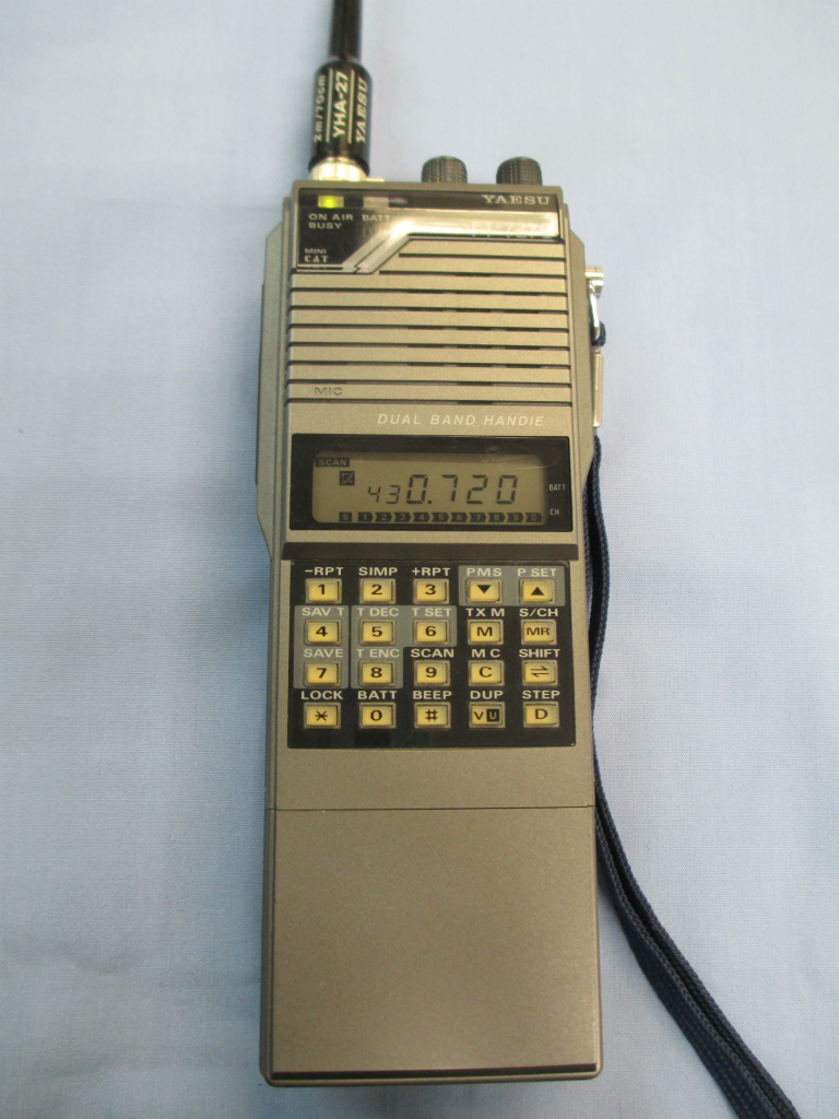 YAESU FT-727G 2m/70cm FMトランシーバー YAESU FT－727G 144／430MHz ハンディトランシ