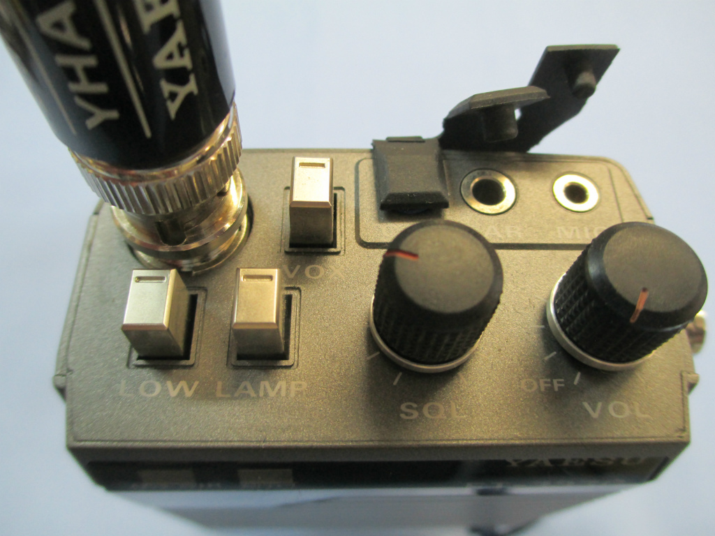 YAESU FT－727G 144／430MHz ハンディトランシ