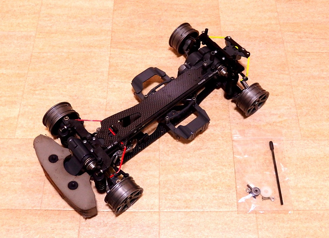 タミヤ　TA03R カーボンシャーシ タミヤ TA03R カーボン シャーシ オプションパーツ多数付 タミヤ