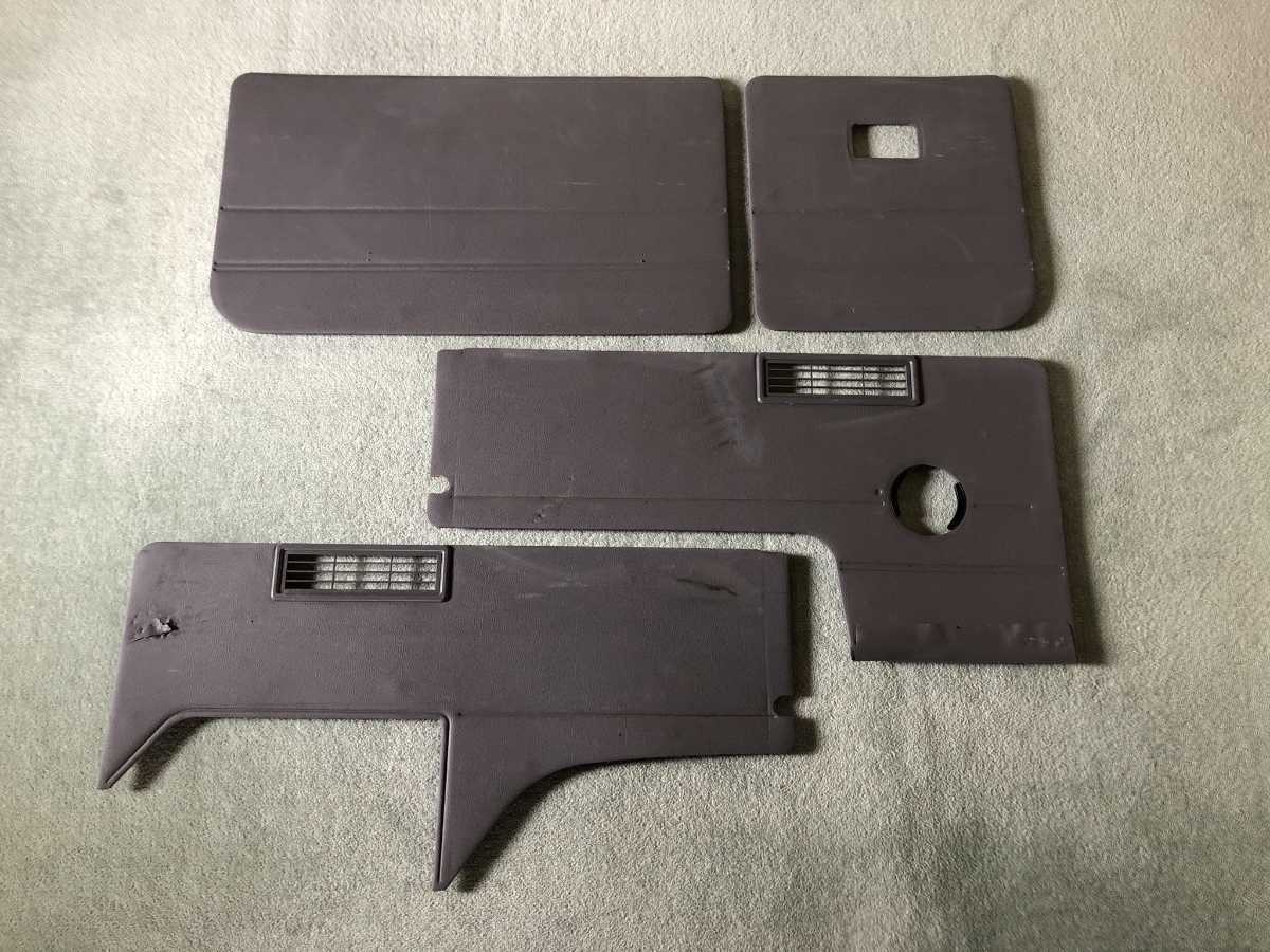 ランドクルーザー70 リアドア・荷室の内張り ランクル76 LX トヨタ