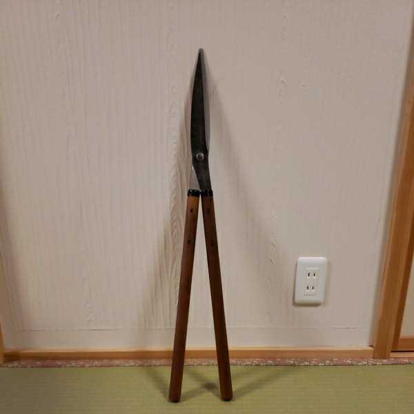 （にわとり六助）　黄綬褒章受賞　山形住藤治良作　刈込鋏 植木鋏　新品未使用 道具は使ってなんぼ - (有)香西園ブログ kouzaiびより 造園材料・資材