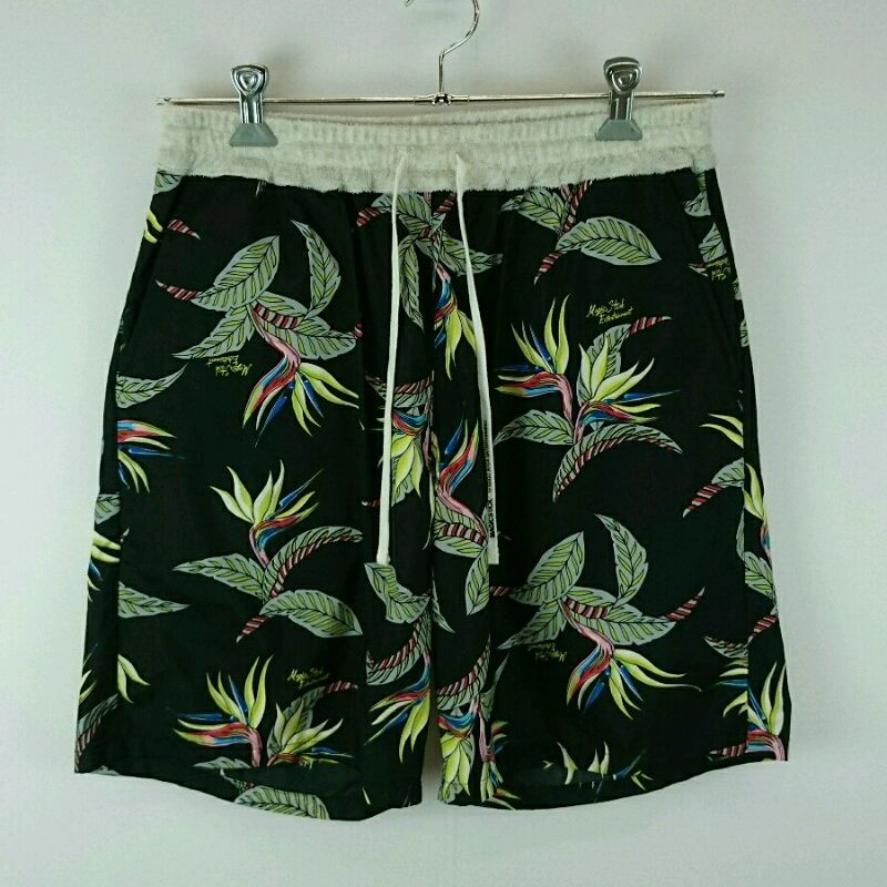 数量限定，お得 MAGIC STICK マジックスティック 19SS YAKUZA VACATION ハーフパンツ M 黒 総柄 240010292195(Mサイズ)｜売買されたオークション情報、yahooの商品情報をアーカイブ公開 - オークファン Mサイズ