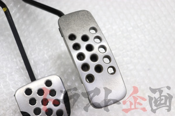 フェアレディZ Z33 MT ノーマル 激安 AT車 1300182354 純正 MT用 ペダルセット フェアレディZ ベース Z33 トラスト企画 U