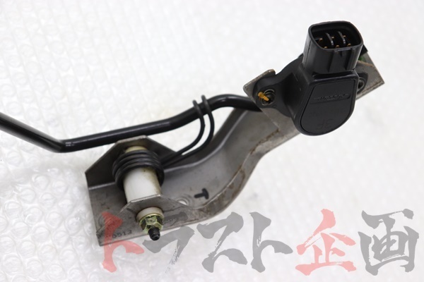 フェアレディZ Z33 MT ノーマル 激安 AT車 1300182354 純正 MT用 ペダルセット フェアレディZ ベース Z33 トラスト企画 U