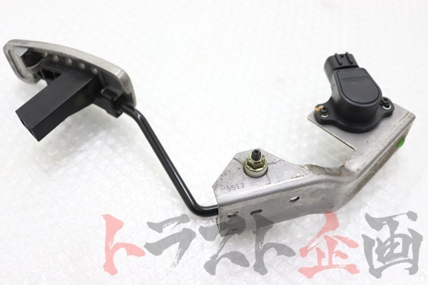 フェアレディZ Z33 MT ノーマル 激安 AT車 1300182354 純正 MT用 ペダルセット フェアレディZ ベース Z33 トラスト企画 U