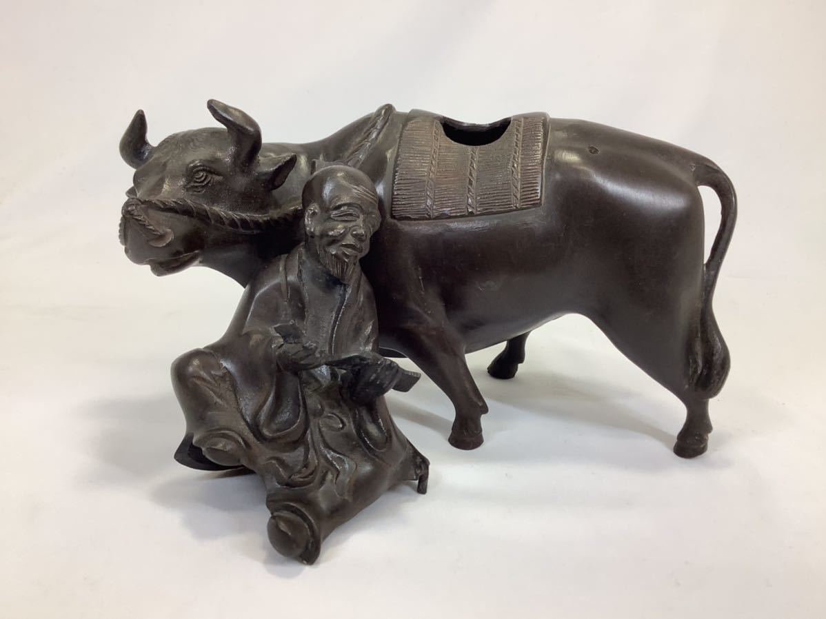 香炉 高岡銅器 置物 : 黄銅時代物 時代物 古銅 牛に乗る老人 銅製 喜泉堂